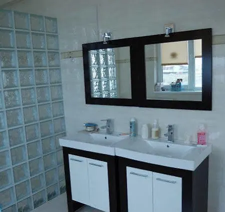 La Cer Guest house